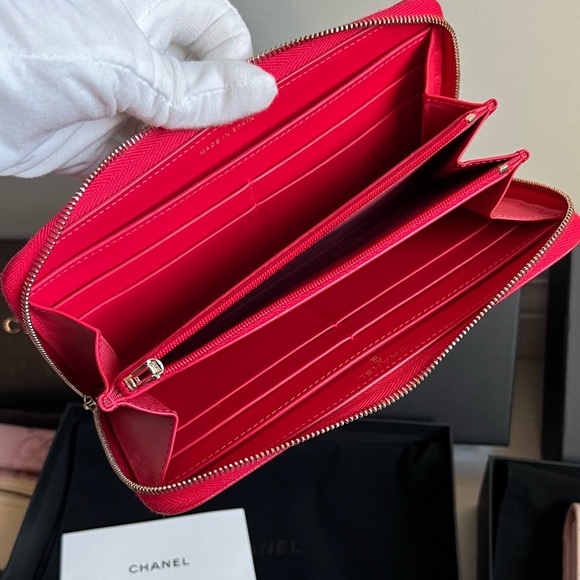 Authentic Chanel Classic caviar zippy long wallet - Picture 8 of 16